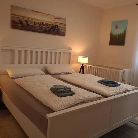 Haus Kuestenbrise - Urlaub Mit Hund An Der Kueste Mit Eigenen Garten, Sauna Und Gemuetlichen Kaminfeuer בית נופש