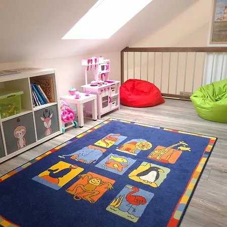 Haus Küstenbrise - Urlaub Mit Hund An Der Küste Mit Eigenen Garten, Sauna Und Gemütlichen Kaminfeuer Schweiburg