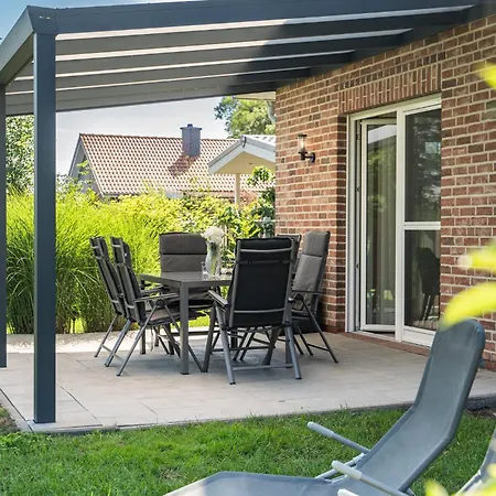 Semesterbostad Haus Kuestenbrise - Urlaub Mit Hund An Der Kueste Mit Eigenen Garten, Sauna Und Gemuetlichen Kaminfeuer