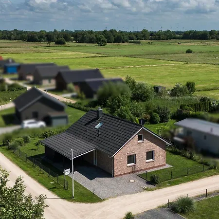 Haus Kuestenbrise - Urlaub Mit Hund An Der Kueste Mit Eigenen Garten, Sauna Und Gemuetlichen Kaminfeuer Semesterbostad *