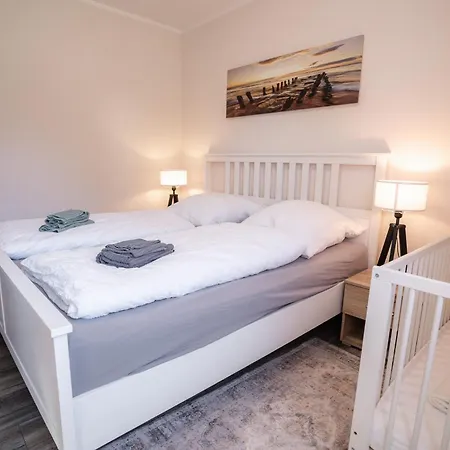 Haus Kuestenbrise - Urlaub Mit Hund An Der Kueste Mit Eigenen Garten, Sauna Und Gemuetlichen Kaminfeuer