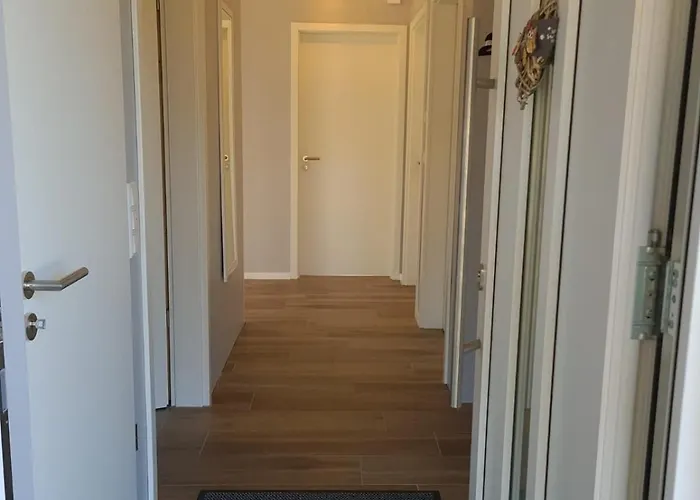 Haus Kuestenbrise - Urlaub Mit Hund An Der Kueste Mit Eigenen Garten, Sauna Und Gemuetlichen Kaminfeuer Schweiburg