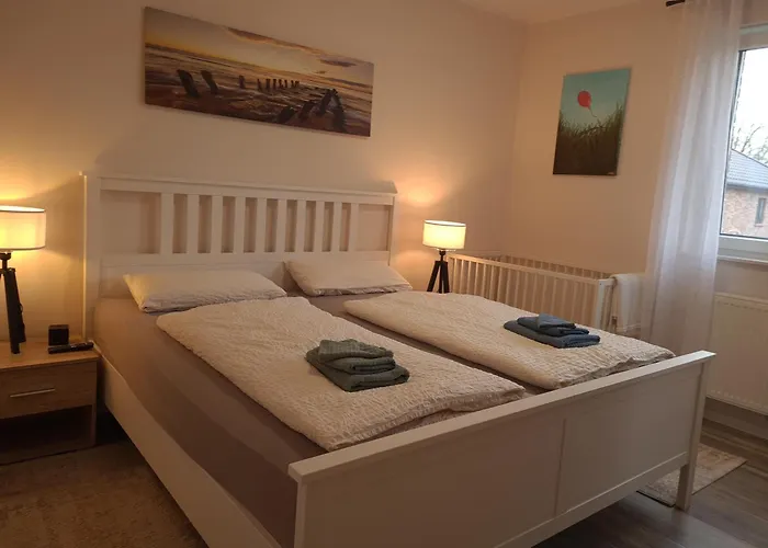 Haus Kuestenbrise - Urlaub Mit Hund An Der Kueste Mit Eigenen Garten, Sauna Und Gemuetlichen Kaminfeuer Nyaraló