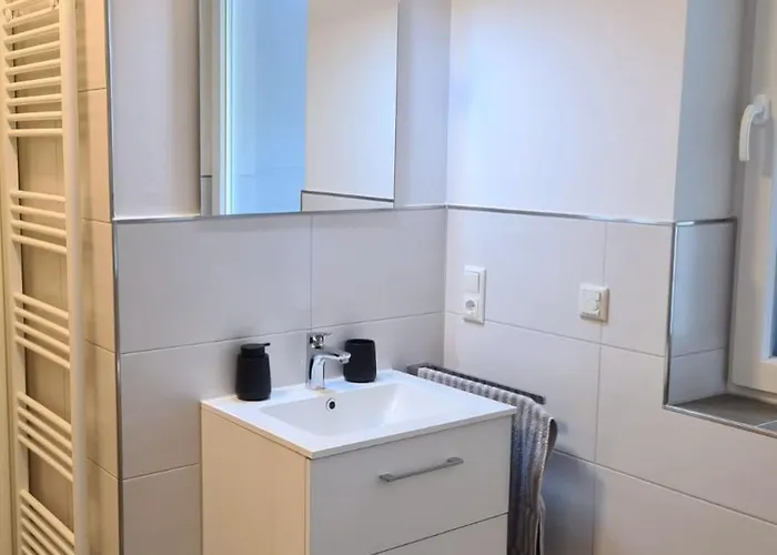 Haus Kuestenbrise - Urlaub Mit Hund An Der Kueste Mit Eigenen Garten, Sauna Und Gemuetlichen Kaminfeuer Schweiburg